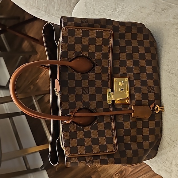 Louis Vuitton Damier Ebene Ascot - Picture 1 of 16